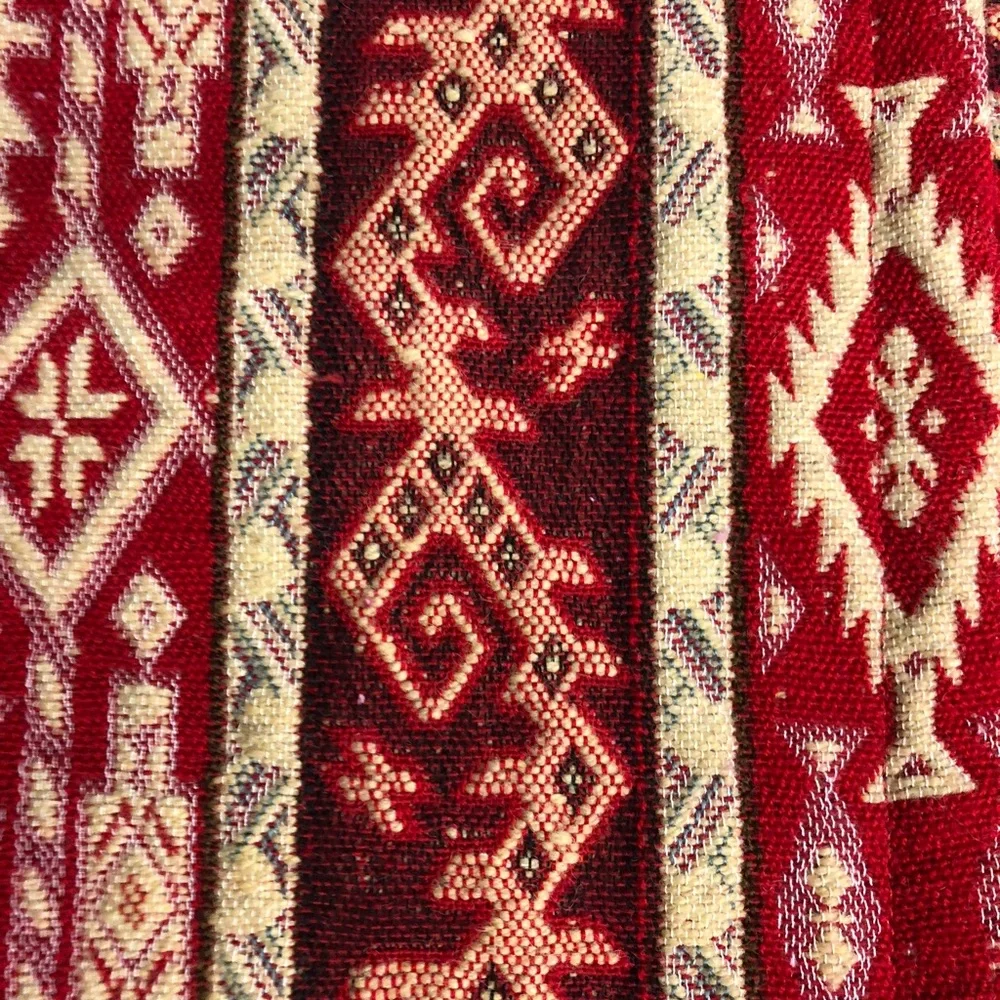 VTG SQUARE‎ TRIBAL PILLOWCASES